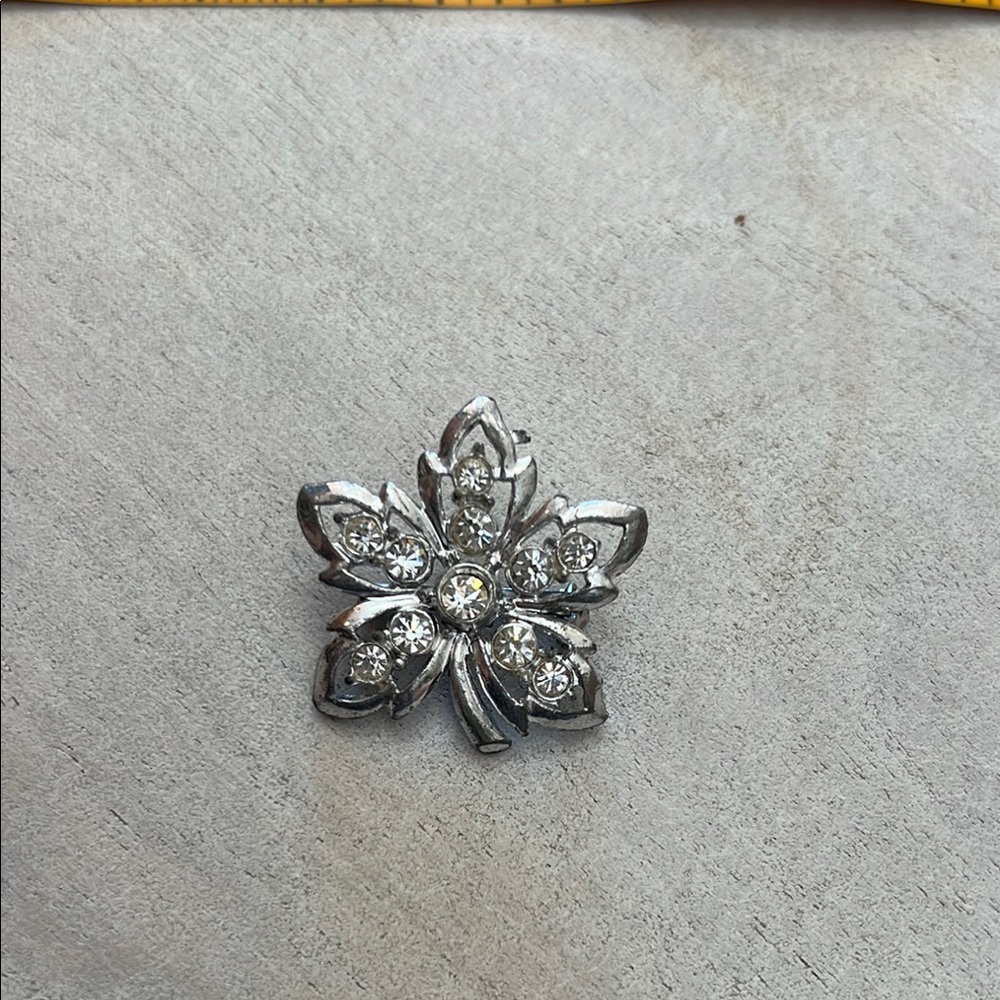 Vintage Costume Brooch